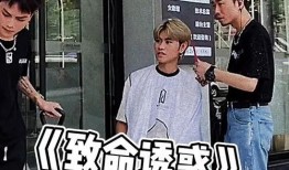 搞笑的吃瓜群众必看视频,笑料百出！吃瓜群众必看搞笑视频盘点