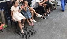 成都青羊区吃瓜事件视频,一场引发热议的街头冲突