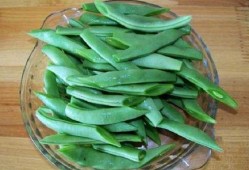 鲜瓜用不用焯水吃呢视频,健康美味两不误