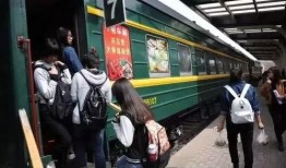 缅甸火车事件吃瓜视频完整版,惊心动魄的现场还原，完整版吃瓜视频揭秘真相